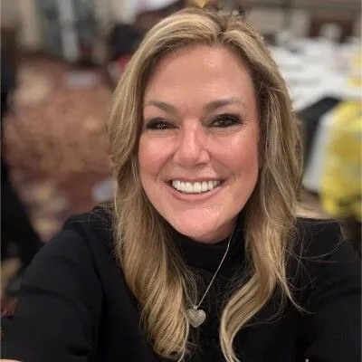 Amy Roberts – Founder & CEO